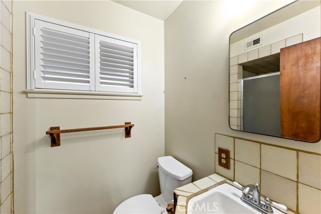 Detail Gallery Image 9 of 20 For 1630 W Robinwood, Fresno,  CA 93711 - 4 Beds | 3/1 Baths