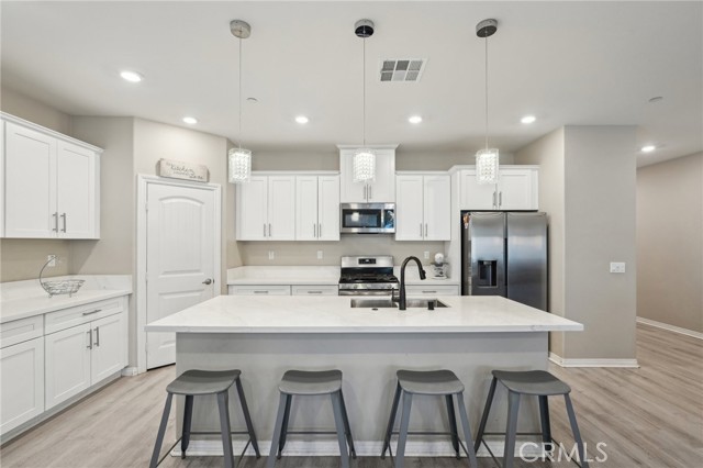 128 Chumash, Perris CA: https://media.crmls.org/medias/c7ee95e2-0901-4eff-86a5-ffd910aeb44b.jpg