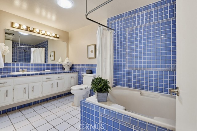 Detail Gallery Image 20 of 26 For 13580 Cedar Crest Ln 110l,  Seal Beach,  CA 90740 - 2 Beds | 1/1 Baths