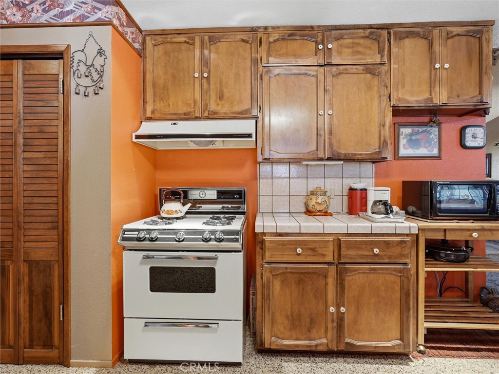 https://media.crmls.org/medias/c7efb257-9785-4414-a2ab-b186ab13a8ac.jpg?preset=X-Large