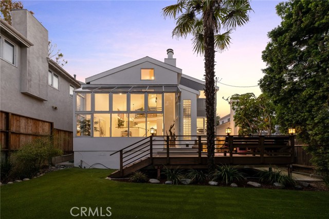 2704 Laurel Avenue, Manhattan Beach, California 90266, 4 Bedrooms Bedrooms, ,4 BathroomsBathrooms,Residential,Sold,Laurel,SB22216035