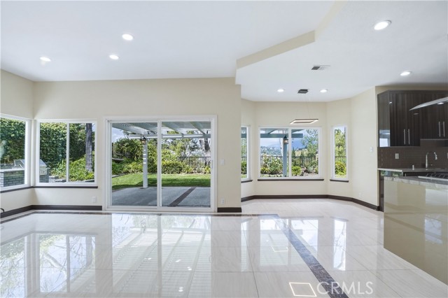 Image 37 of 73 For 3537 Foxglove Road