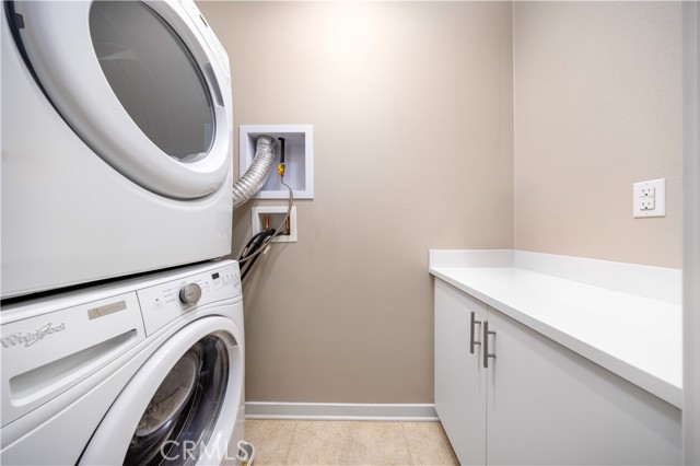 Detail Gallery Image 19 of 26 For 718 Central Ave, Upland,  CA 91786 - 3 Beds | 3/1 Baths