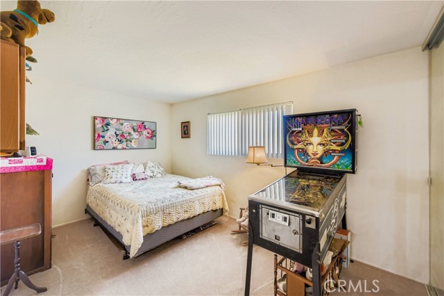 Detail Gallery Image 12 of 17 For 10651 Trigal Way, Santee,  CA 92071 - 4 Beds | 2 Baths
