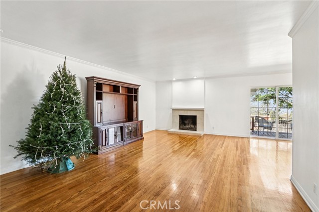 Detail Gallery Image 10 of 39 For 10509 Silverton, Tujunga,  CA 91042 - 4 Beds | 3 Baths