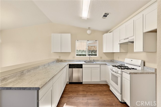 Detail Gallery Image 23 of 40 For 2972 Tahoe, Merced,  CA 95340 - 4 Beds | 2 Baths