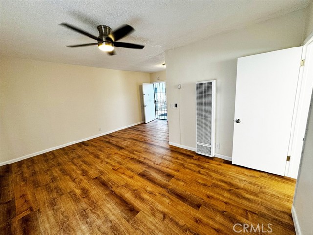 1850 Gardenia Avenue, Long Beach CA: https://media.crmls.org/medias/c7f3c351-6643-42bd-8cb0-9f3de17e2c14.jpg