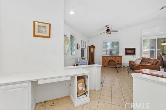 4516 Streamport Drive, Riverside CA: https://media.crmls.org/medias/c7f3d435-727b-46dd-bf88-0bf50f5c93f1.jpg