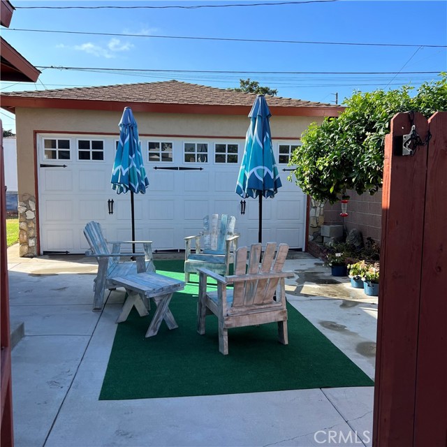 2704 184 Street, Redondo Beach, California 90278, 3 Bedrooms Bedrooms, ,1 BathroomBathrooms,Residential,Sold,184,FR23189344