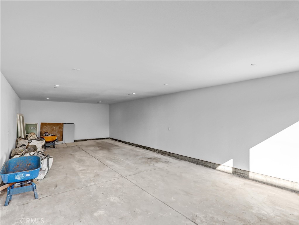 MLS #MB25274391 image #2