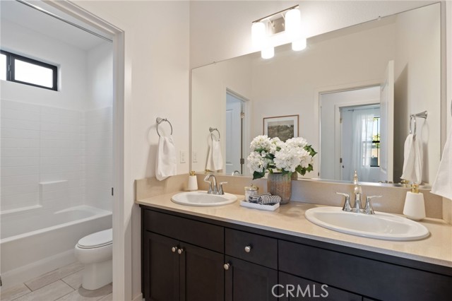 Detail Gallery Image 23 of 62 For 1022 Moonrise, Madera,  CA 93636 - 4 Beds | 2/1 Baths