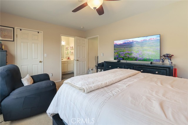 251 E Center Street, Covina CA: https://media.crmls.org/medias/c7f6d582-5ba8-450d-8d85-52a7d1e8f017.jpg
