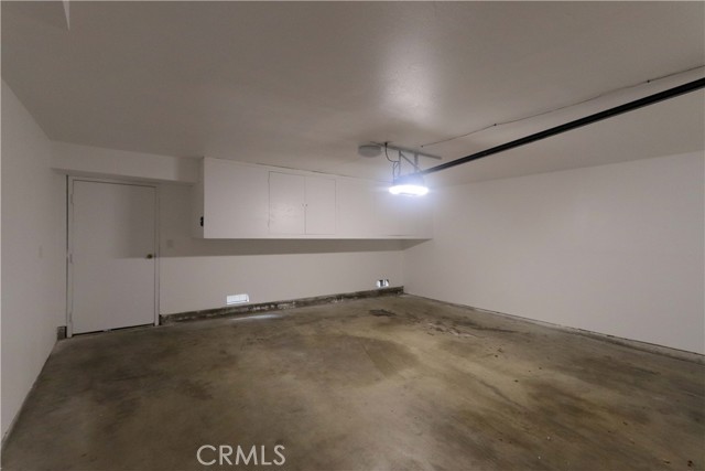 12484 Montecito Road, Seal Beach CA: https://media.crmls.org/medias/c7f7a2f5-4087-4fb3-a828-e89e0185245d.jpg