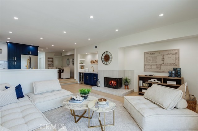 Detail Gallery Image 20 of 74 For 11919 Mayfield, Los Angeles,  CA 90049 - 3 Beds | 3 Baths