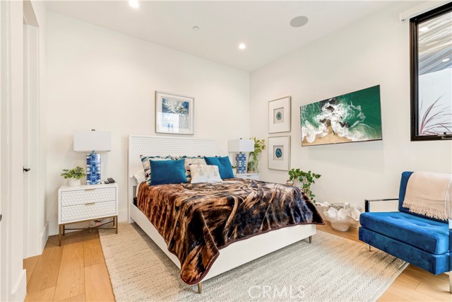 Detail Gallery Image 20 of 62 For 221 Heliotrope Ave, Corona Del Mar,  CA 92625 - 4 Beds | 5/1 Baths