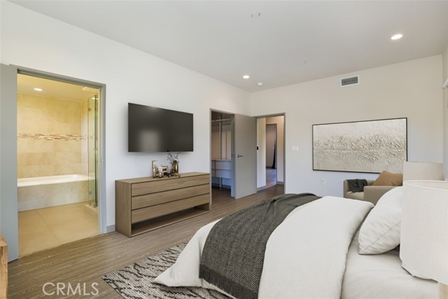 Detail Gallery Image 26 of 53 For 18707 Redwing St, Tarzana,  CA 91356 - 3 Beds | 2/1 Baths