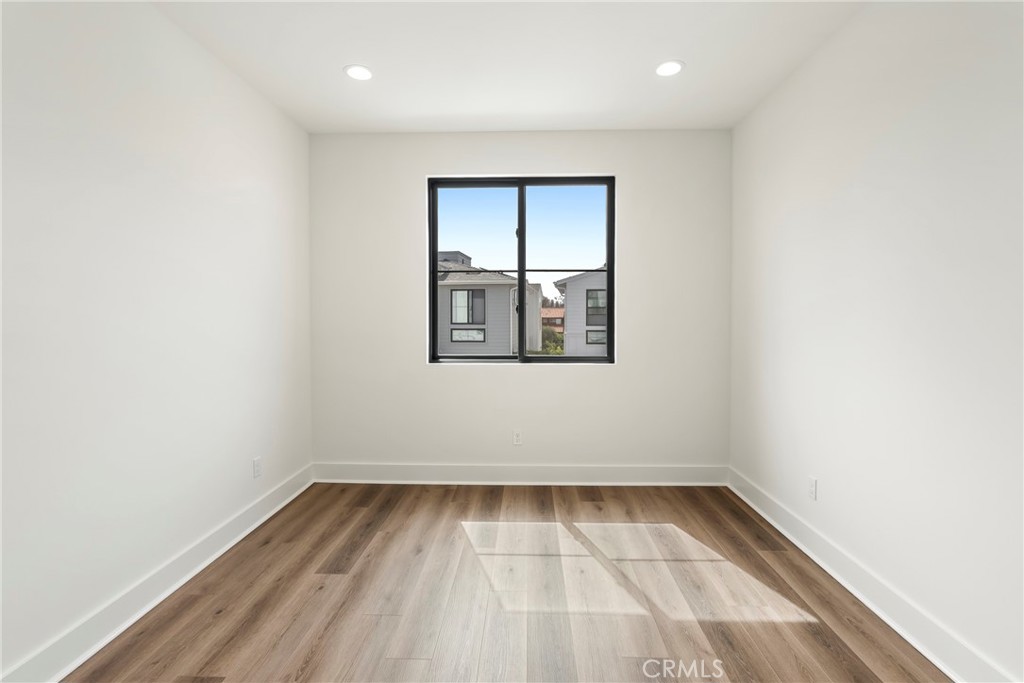 1101 Catania Court - photo 14