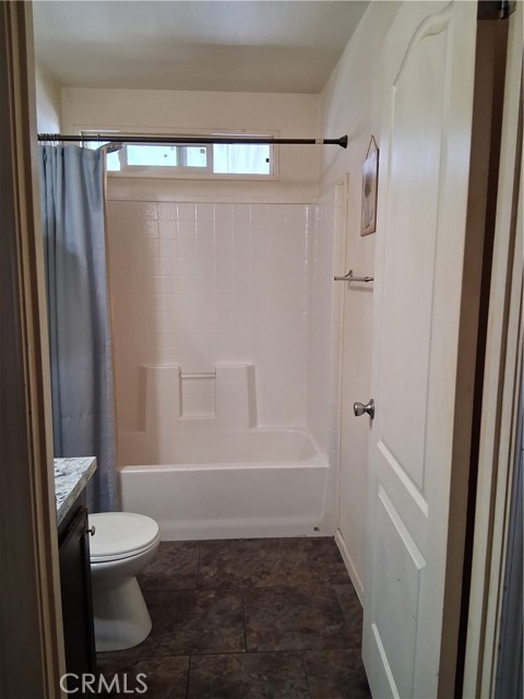 Detail Gallery Image 8 of 18 For 3524 E Avenue R #297,  Palmdale,  CA 93550 - 4 Beds | 2 Baths