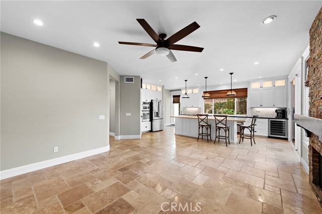 Detail Gallery Image 17 of 36 For 802 Carnaros, San Clemente,  CA 92672 - 5 Beds | 4 Baths