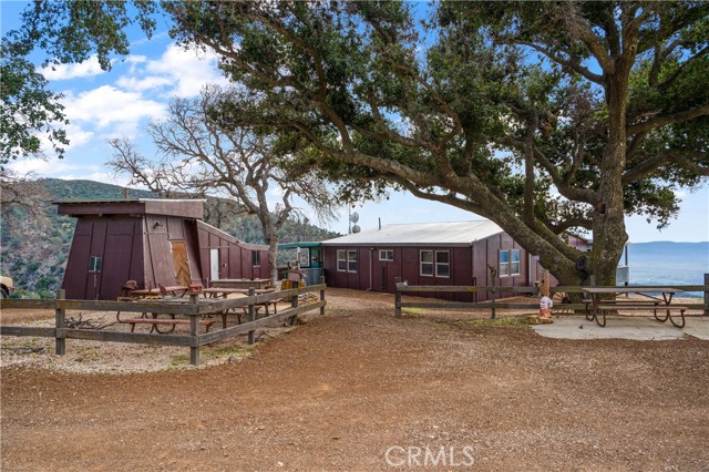 Detail Gallery Image 4 of 49 For 9000 Figueroa Mountain Rd, Los Olivos,  CA 93441 - 2 Beds | 1 Baths