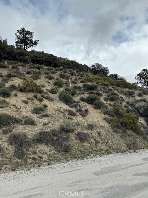 Detail Gallery Image 3 of 4 For 3705 Los Padres Dr, Frazier Park,  CA 93225 - – Beds | – Baths