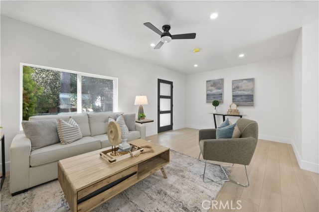Detail Gallery Image 4 of 19 For 1379 E Elizabeth St, Pasadena,  CA 91104 - 2 Beds | 1 Baths