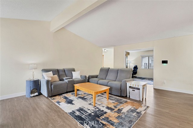 Detail Gallery Image 7 of 19 For 24800 Cornstalk Rd., Wildomar,  CA 92595 - 3 Beds | 2 Baths