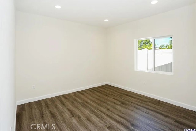Detail Gallery Image 10 of 15 For 7521 Milwood Ave, Canoga Park,  CA 91303 - 1 Beds | 1 Baths