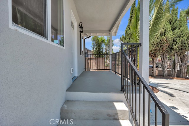 1234 W 89th Street, Los Angeles CA: https://media.crmls.org/medias/c7fddbbf-6a15-4dc0-9a28-e3f6d3e66e12.jpg