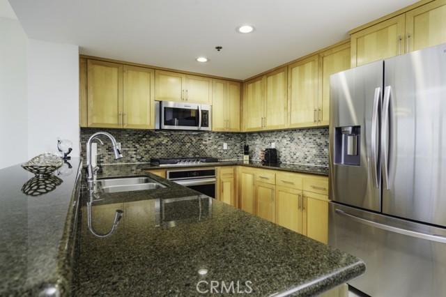 Detail Gallery Image 13 of 51 For 411 W Seaside Way #1103,  Long Beach,  CA 90802 - 2 Beds | 2 Baths