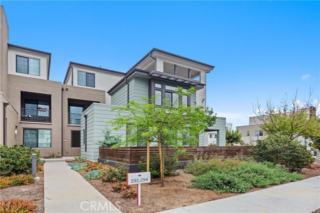 Detail Gallery Image 3 of 42 For 292 Novel, Irvine,  CA 92618 - 2 Beds | 2/1 Baths