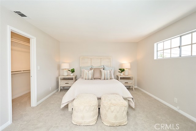 385 Park Avenue, Long Beach CA: https://media.crmls.org/medias/c7fe8e28-4da8-435d-9a5a-c8392fcab8c9.jpg