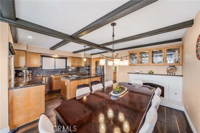 708 Main Street, Huntington Beach CA: https://media.crmls.org/medias/c7fe96f4-c3fd-4f7c-90a4-60818aba80ce.jpg