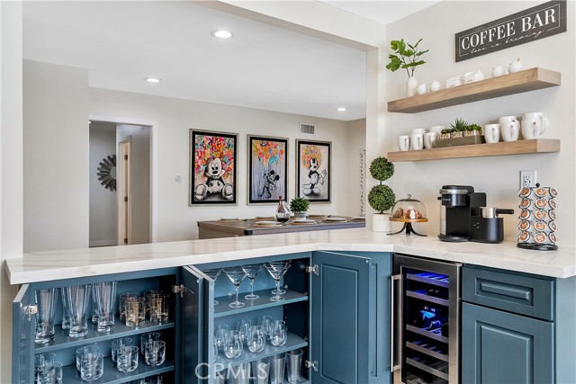 Detail Gallery Image 7 of 44 For 2809 Olive Ln, Santa Ana,  CA 92706 - 4 Beds | 2 Baths