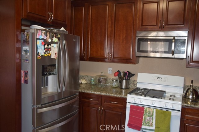 1935 Maine Avenue, Long Beach CA: https://media.crmls.org/medias/c8012b28-37b3-40e0-bd3b-db51dc539641.jpg