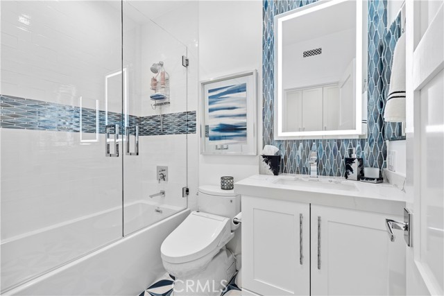 Detail Gallery Image 17 of 30 For 10 Roma Ct, Newport Coast,  CA 92657 - 2 Beds | 2 Baths