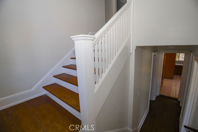 Detail Gallery Image 10 of 34 For 11343 Missouri Ave, Los Angeles,  CA 90025 - 4 Beds | 3 Baths
