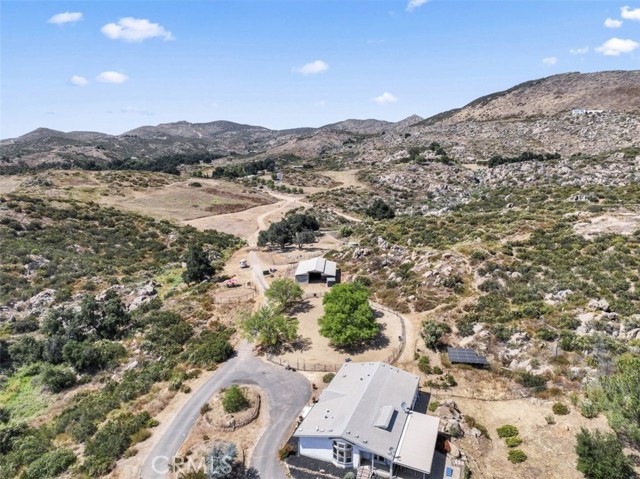 Detail Gallery Image 3 of 58 For 35125 Stirrup Rd, Temecula,  CA 92592 - 3 Beds | 2/1 Baths