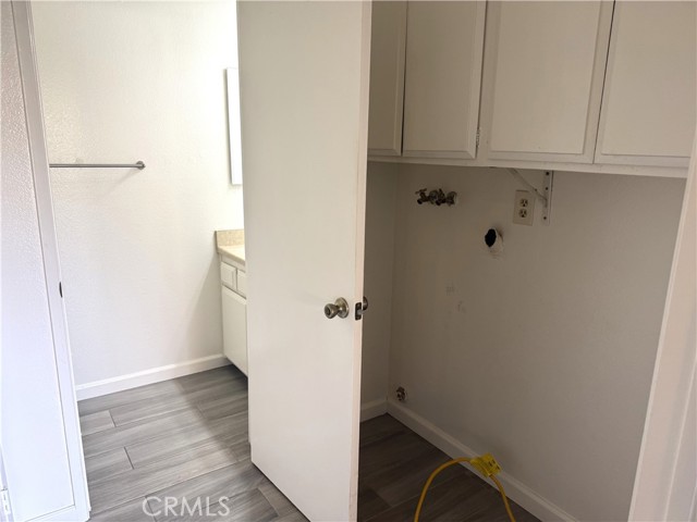 Detail Gallery Image 18 of 19 For 16682 Dolores Ln, Huntington Beach,  CA 92649 - 2 Beds | 2/1 Baths