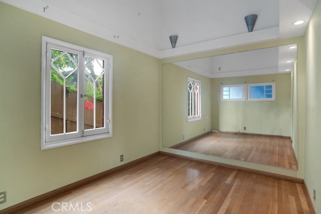 2052 N Alvarado N Street, Los Angeles CA: https://media.crmls.org/medias/c802e6a0-7f9a-418c-95c9-2d72f1490013.jpg
