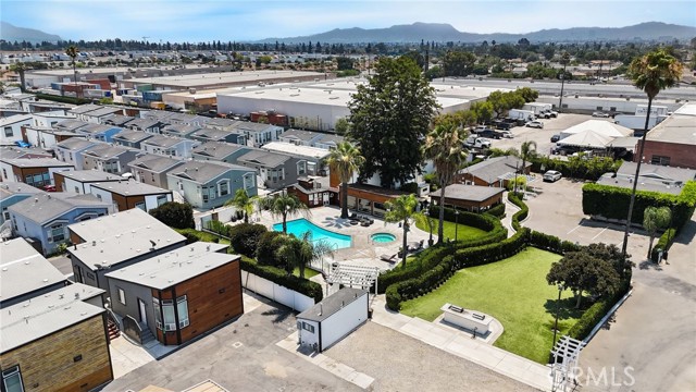 Detail Gallery Image 7 of 36 For 8250 Lankershim Blvd #36,  North Hollywood,  CA 91605 - 2 Beds | 2 Baths
