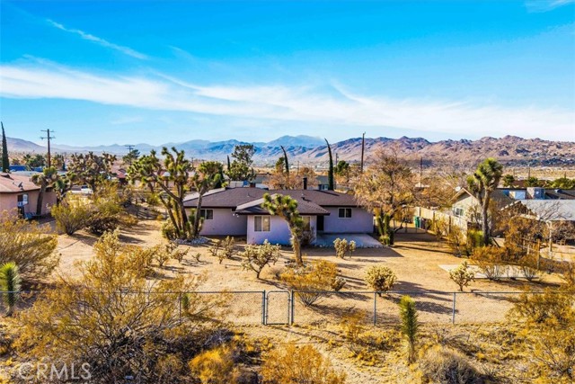 Detail Gallery Image 33 of 42 For 7011 La Habra Ave, Yucca Valley,  CA 92284 - 2 Beds | 2 Baths