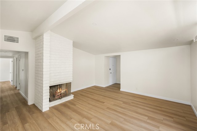 Image 8 of 38 For 1419 Dogwood Avenue