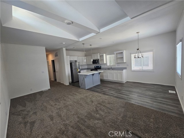 Detail Gallery Image 4 of 22 For 999 S Santa Fe Ave #35,  San Jacinto,  CA 92583 - 2 Beds | 2 Baths