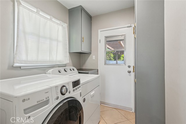 17048 Baltar Street, Lake Balboa CA: https://media.crmls.org/medias/c806deeb-88cd-4302-b9a2-c2d145e2da92.jpg