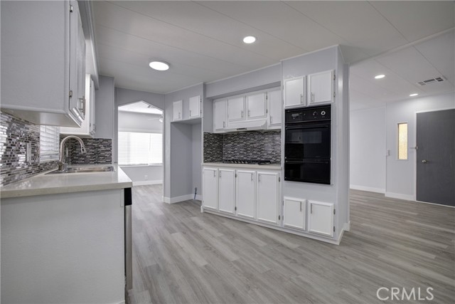 Detail Gallery Image 18 of 36 For 3700 Buchanan #204,  Riverside,  CA 92503 - 2 Beds | 2 Baths