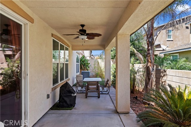 Detail Gallery Image 24 of 34 For 4815 Casillas Way, Fontana,  CA 92336 - 5 Beds | 3/1 Baths