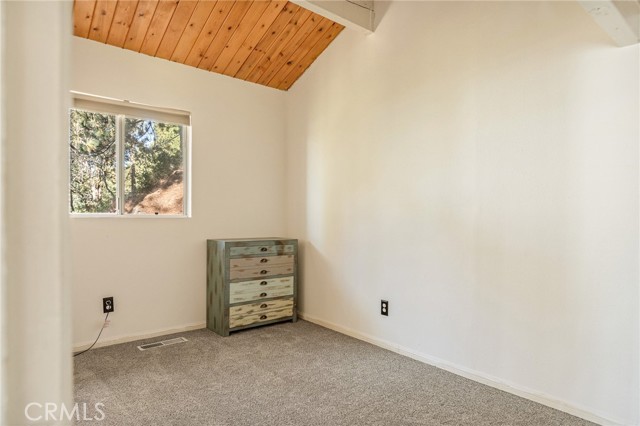 31603 Panorama, Running Springs, CA 92382