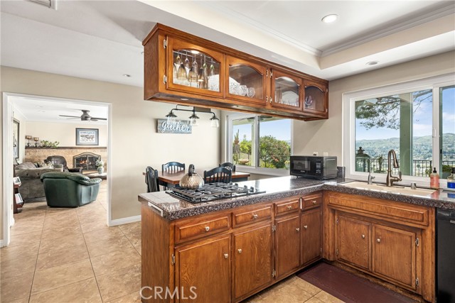 Detail Gallery Image 21 of 55 For 19702 Larkridge Dr, Yorba Linda,  CA 92886 - 4 Beds | 2 Baths