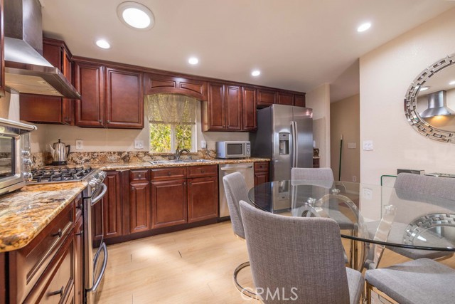 109 Wabash Lane, Sugarloaf CA: https://media.crmls.org/medias/c807c358-78f7-4582-8c0e-82bc425da1ef.jpg
